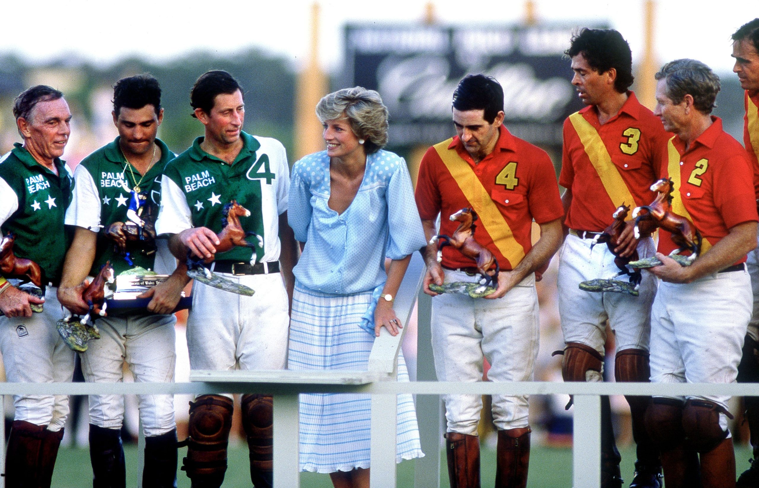 La princesa Diana y el príncipe Carlos en un partido de polo en Palm Beach, Florida, noviembre de 1985